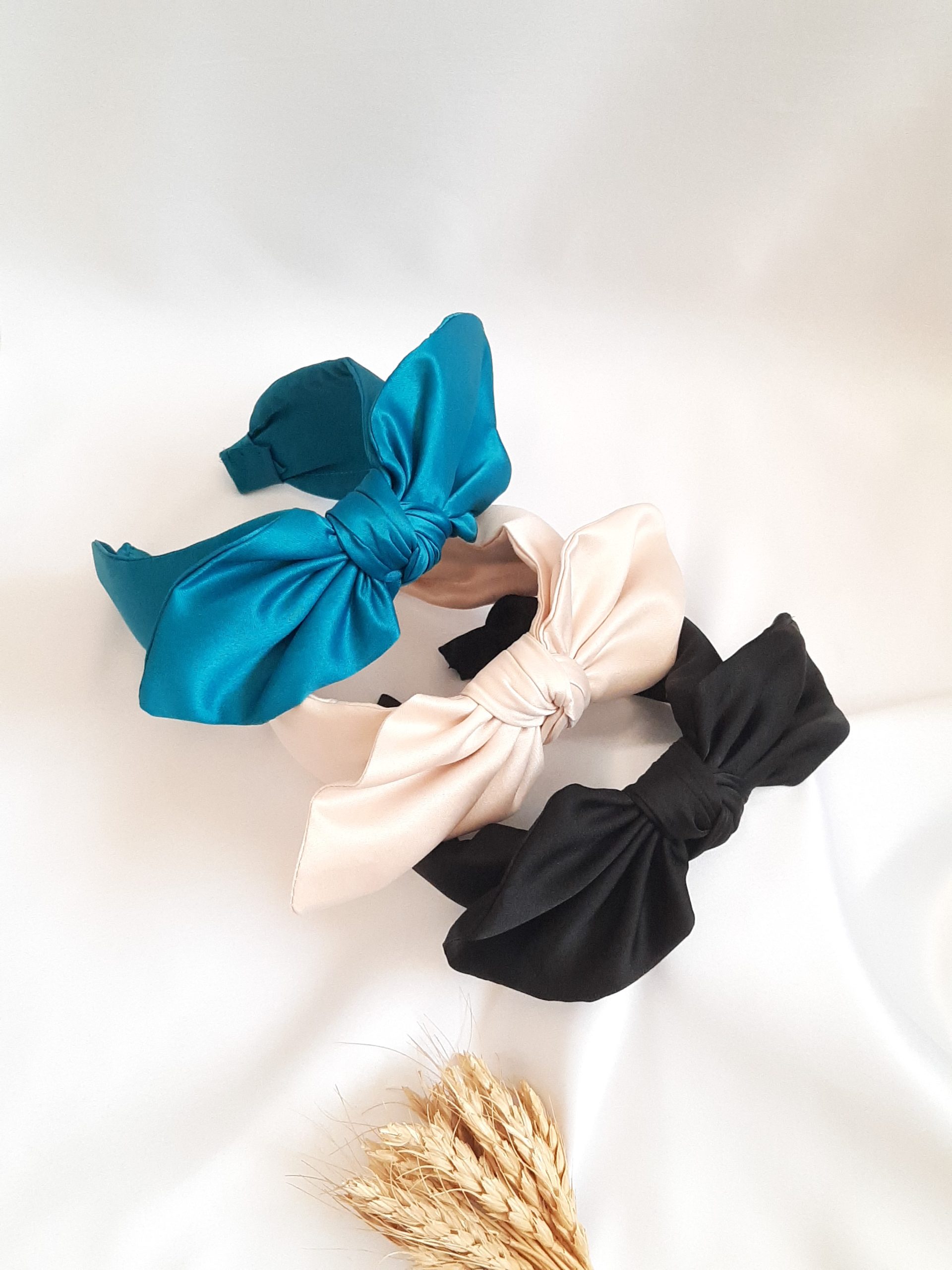 تل سر گره‌ای پاپیونی ساده